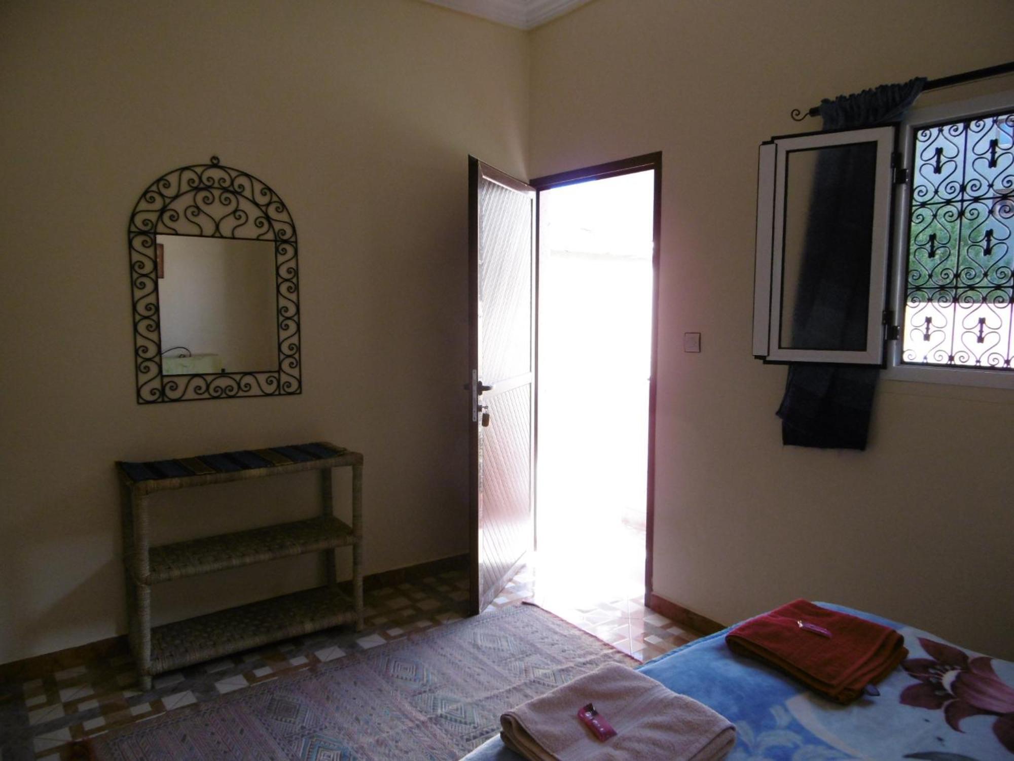 Palmeraie Guest House Тингир Номер фото